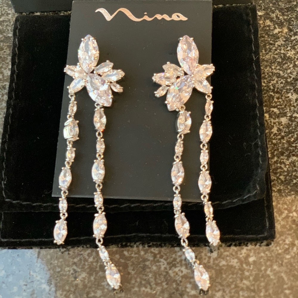 BNWT Nina Genoa Earrings